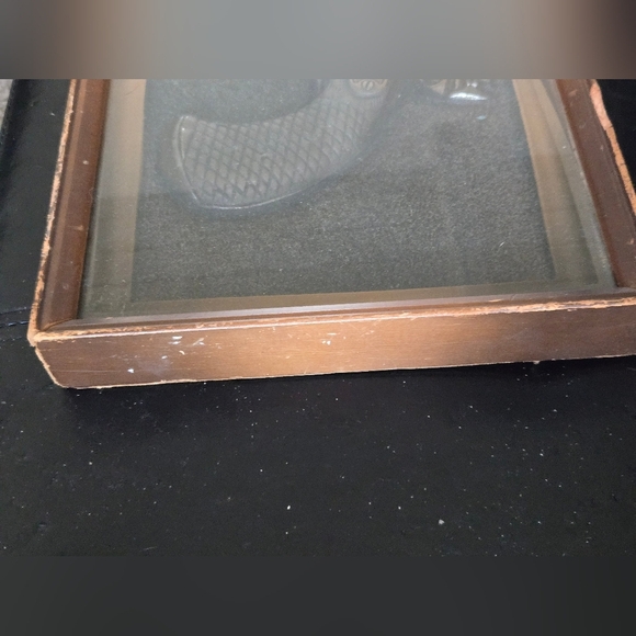 Turner Wall Accessary Decorative Antique-Style Pistol in Shadow Box - Picture 3 of 6